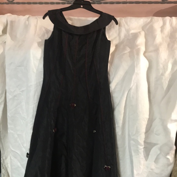 Stop Staring Dress - Picture 1 of 6